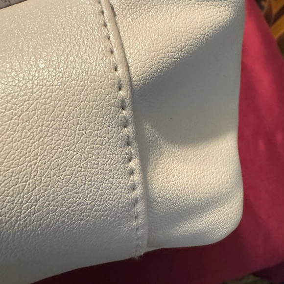 Juicy Couture Brighter Than A Diamond Classic Cream Monogram Shoulder Bag EUC - Picture 11 of 16